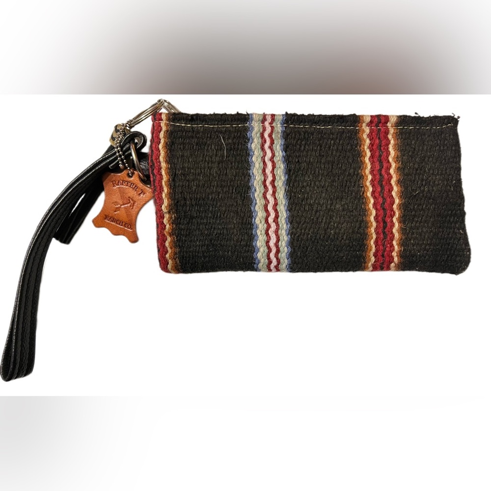 Ladies wristlet wallet